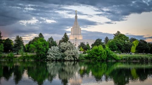 The Idaho Falls Idaho Temple at sunset